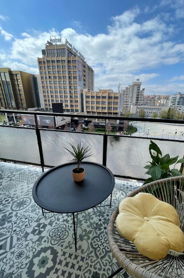 Cozy Bright Central Prishtinë Exterior photo
